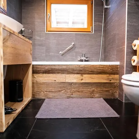 Modernity And Authenticity In Crans-montana, Breathtaking Panorama Apartmán *